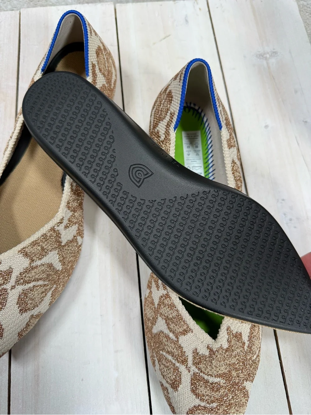 Rothy's The Point Chantilly Gold Size 8.5 NEW